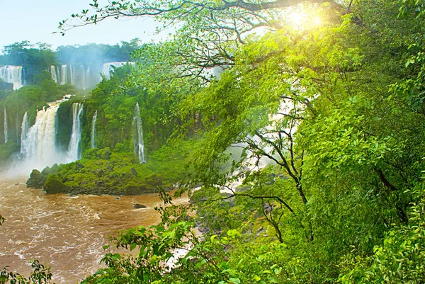 Argentina, Iguazu: Utsiktspunkten för Iguazu faller, Peurto Iguazu Argentina. Unescos världsarv. — Stockfoto
