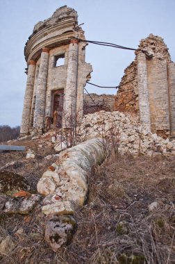 LENINGRAD REGION, RUSSIA - MARCH 9, 2014 : view of the ruined ruins of the old manor house called the Fifth Mountain on a cloudy day