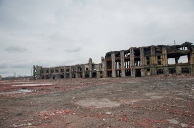 Saint Petersburg, Rusya - 30 Mart 2014: St. Petersburg yakınlarındaki Leningrad bölgesinde Bogoslovka bölgesinde Ortodoks kiliseleri ile güzel bir kompleks