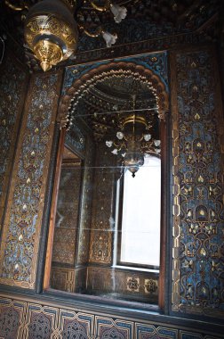 St. Petersburg, Rusya - Nisan 2014: St. Petersburg 'daki Vasilievsky adasının deri hattında terk edilmiş güzel bir iç mekan