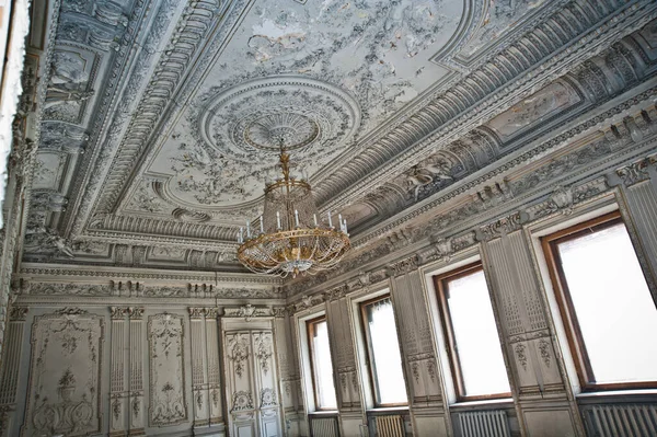 Petersburg Russia April 2014 Beautiful Interior Old Abandoned Brusnitsyn Mansion — Stock Photo, Image