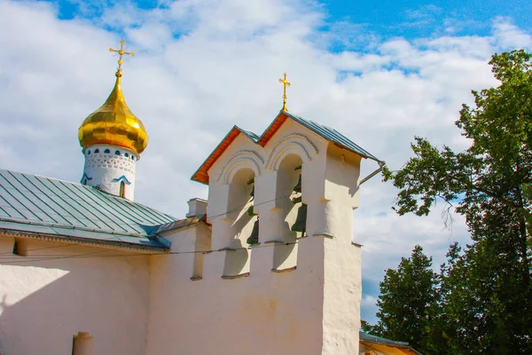 Pechory Pskov Oblast Russia August 2009 View Beautiful Buildings Orthodox — Stockfoto