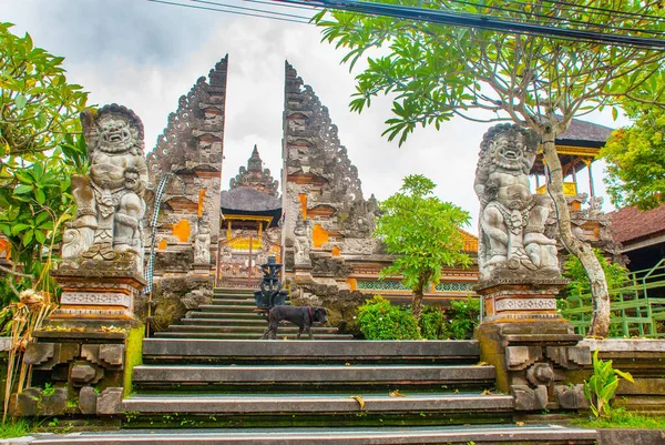 Ubud Bali Indonesia April 2017 Beautiful Balinese Entrance Gate Temple — 图库照片