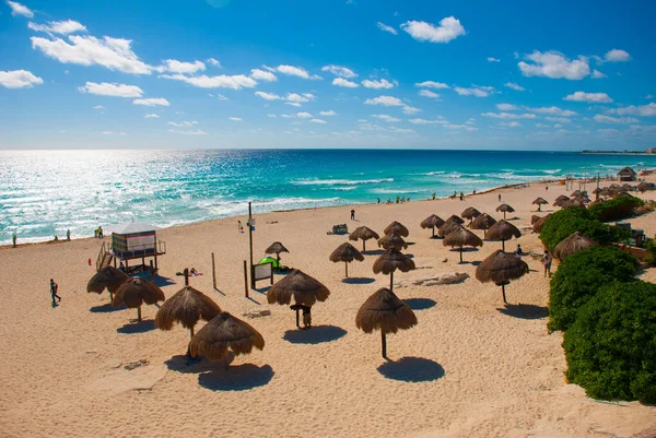 Mexico Cancun March 2018 Exotic Paradise 热带旅游胜地 加勒比海 加勒比的墨西哥热带海滩 — 图库照片