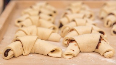 Hilal pişirmeye hazır rulo