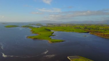 Clew Bay İrlanda güzel Adaları havadan görünümü