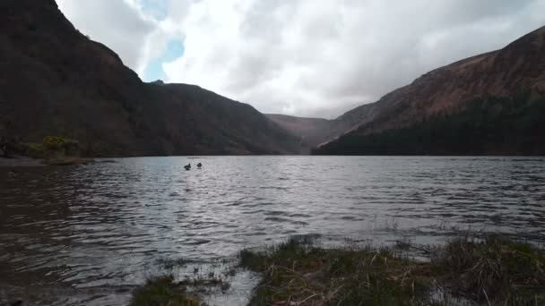 Pemandangan Udara Dari Danau Glendalough Yang Indah Pegunungan Wicklow Irlandia — Stok Video