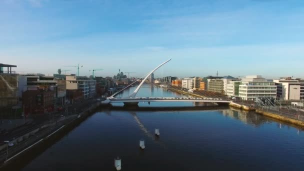 Vista Aérea Centro Cidade Dublin Com Rio Liffey Edifícios — Vídeo de Stock