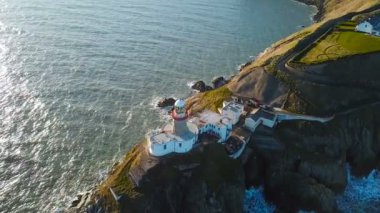 güzel fener havadan görünümü üzerinde bir uçurum Howth, İrlanda