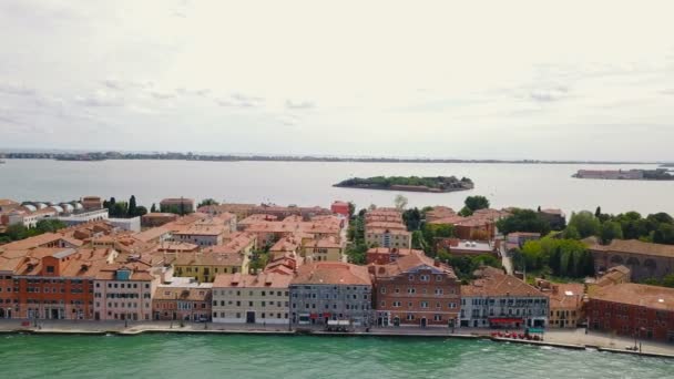 Luchtfoto Van Venetië Canal Met Boten Gebouwen Italië — Stockvideo