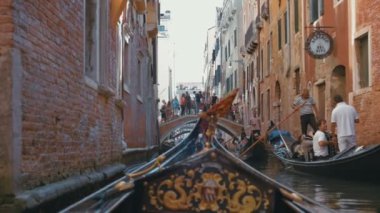 Venice, İtalya - gondol Kanallar taşıma