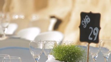 Siyah düğün Masa Ayakları numarasıyla 29 numaralı.