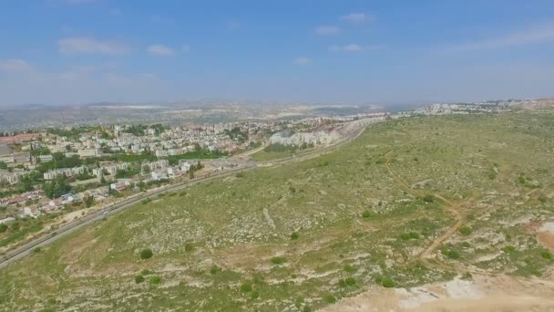 Vista aérea de la ciudad de Ariel — Vídeo de stock