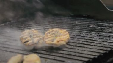 Et ve balık ızgara yemek Şef.