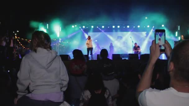Аріель Ізраїль Травня 2017 Концерт Ізраїльської Співачки Саріт Хадад Виступає — стокове відео