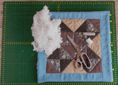 öğretim patchwork yastık