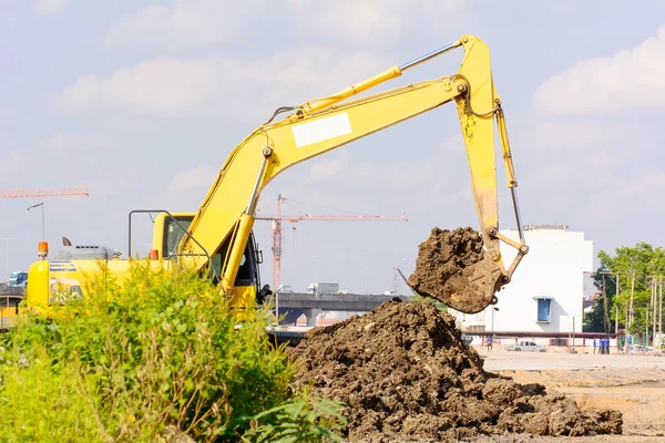 Bulldozer arbetar — Stockfoto