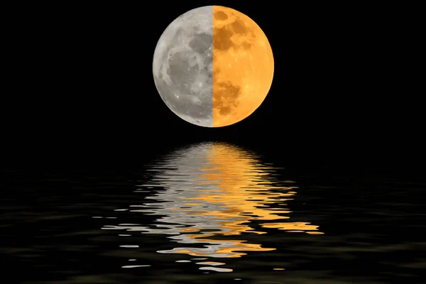 月亮 2 颜色和阴影 — 图库照片