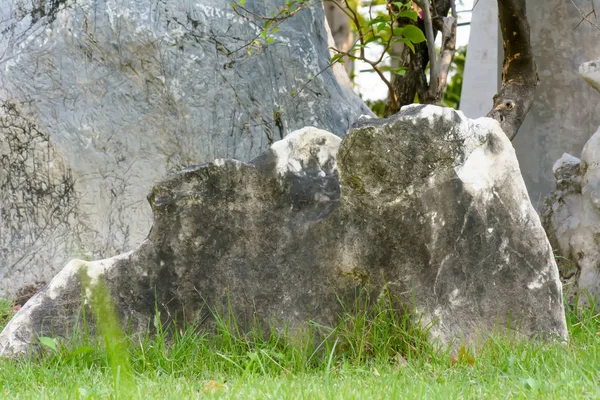 Adorno jardín de piedra — Foto de Stock