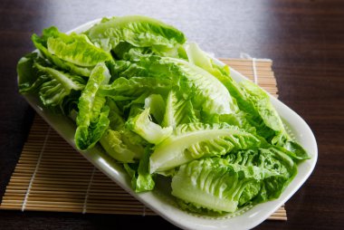 marul dilim bir tabak