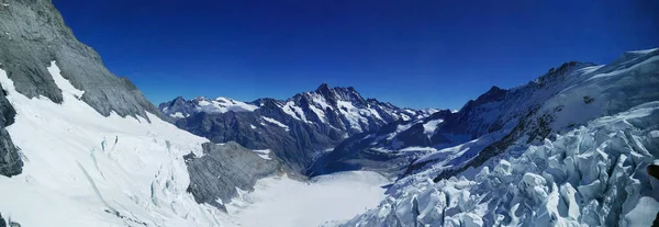 Panaroma uitzicht op Jungfraujoch, Zwitserland — Stockfoto