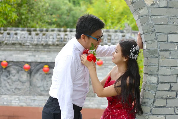 Couple Chinois Prêt Pour Leur Mariage — Photo