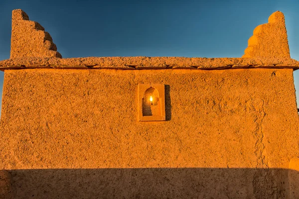 Tradiční Marocká architektura z nepálených cihel z hlíny — Stock fotografie