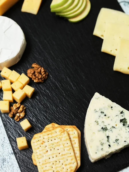 Pieces Cheese Dark Background Cheeseboard Sliced Apple Nuts Board — Stockfoto