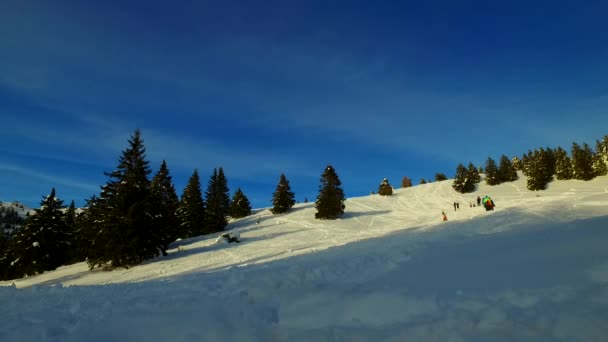 Winterlandschaft Wanderwege Fußschritte Berge — Stockvideo