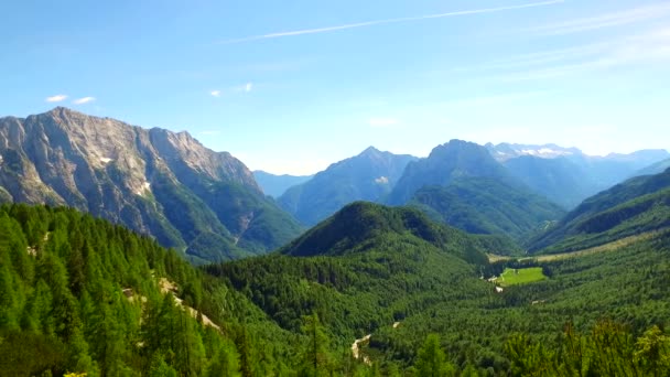 Krásný Den Nebezpečné Hory Stezka Silnice Příroda — Stock video