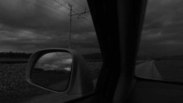 Observando Naturaleza Lluviosa Desde Auto Clima Deprimido Lluvia Frío — Vídeos de Stock