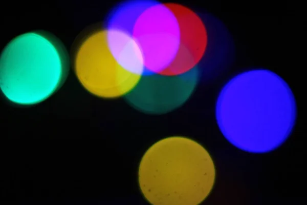 Αφηρημένη Νύχτα Έντονα Χρωματιστά Φώτα Οδηγεί Δεν Είναι Συγκεντρωμένο Αποσυγκεντρωμένος — Φωτογραφία Αρχείου