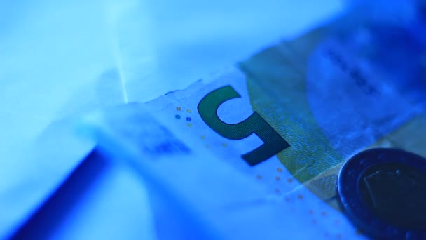 Χαρτί Χρήματα Ευρώ Και Μερικά Κέρματα Έννοια Οικονομίας — Αρχείο Βίντεο