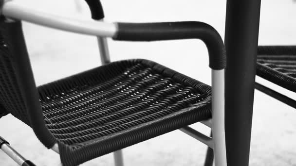 Boş Sandalyeler Masalar Restoranda Misafir Yok Durgunluk Ekonomi Kötü Kötü — Stok video