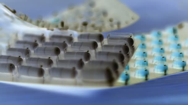 Avvolgimento Pillole Una Mensola Vicino Clip Medicina Farmacia Droga Abuso — Video Stock