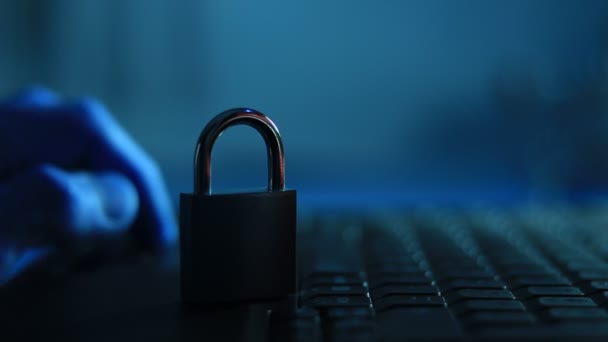 Koncepcja Bezpieczeństwa Internetowego Ochrona Osobista Bezpieczeństwo Danych Integralność Danych Bezpieczeństwo — Wideo stockowe