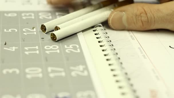 Concept Quit Smoking Cigarettes Calendar Palm Hand — Stock Video