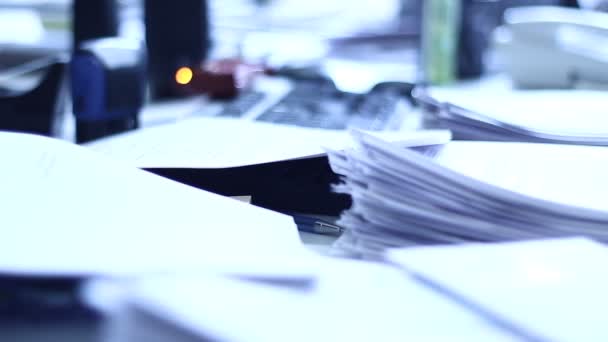 Close Paper Stack Staples Shallow Dof Interesting Light Old Documents — Stockvideo