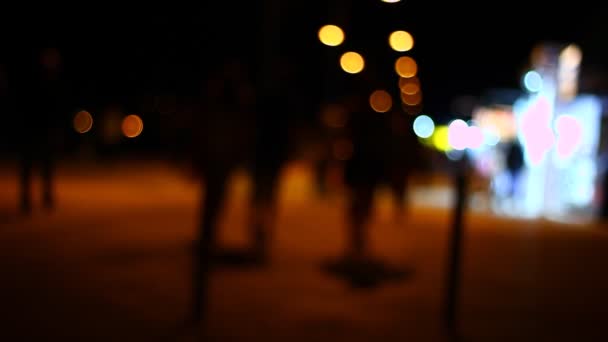 Out Focus People Street Night Blurred Clear Shallow Dof — Stock Video