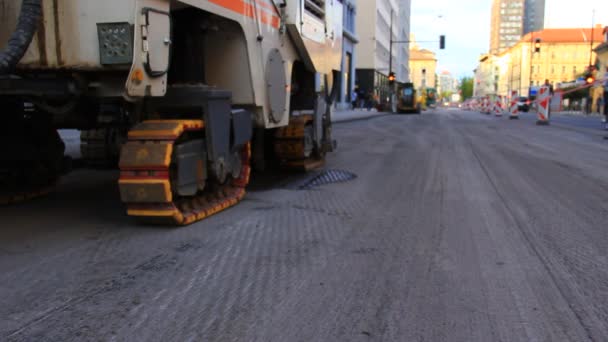 Working Street Excavators Workers Street Closed — Stock Video