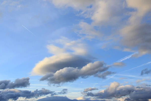 Хмари Нічному Небі — стокове фото