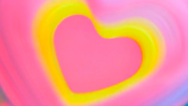 Colorato cuore battente Rainbow primavera. Il concetto di San Valentino. Cornice cardiaca rosa rallentata. Lgbt segno glbt — Video Stock