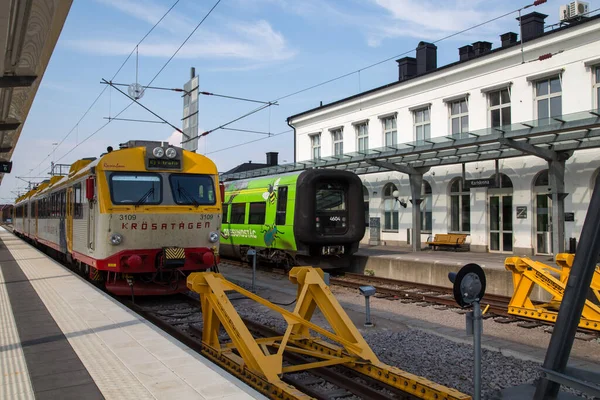 Comboios Regionais Estação Ferroviária Karlskrona Blekinge Suécia — Fotografia de Stock