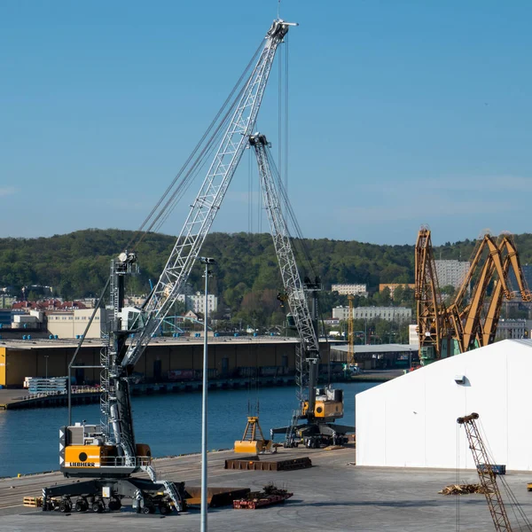 Havenkranen Gebouwen Industriële Installaties Haven Van Gdynia Polen — Stockfoto
