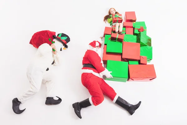 Venerdì nero 2016, Babbo Natale e pupazzo di neve consegna scatole regalo — Foto Stock
