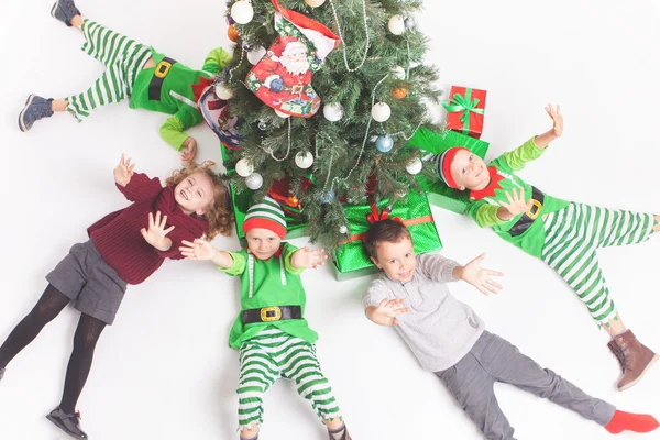 Feliz Natal 2016 Crianças felizes comemorando — Fotografia de Stock