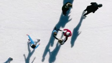 Buz pateni aile açık, buz pateni pisti Medeo havadan görünümü