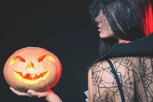 Ingången är begränsad till nattklubb, klädkod. Halloweenfest 2017 — Stockfoto