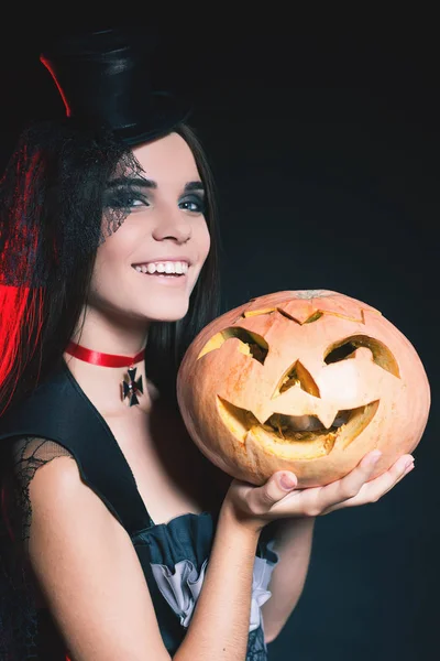 Ingången är begränsad till nattklubb, klädkod. Halloweenfest 2017 — Stockfoto