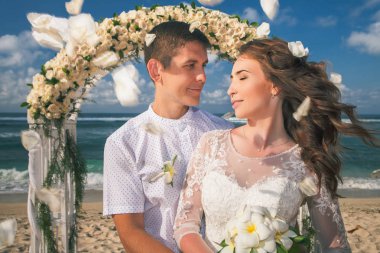 Sadece evli evlilik çift